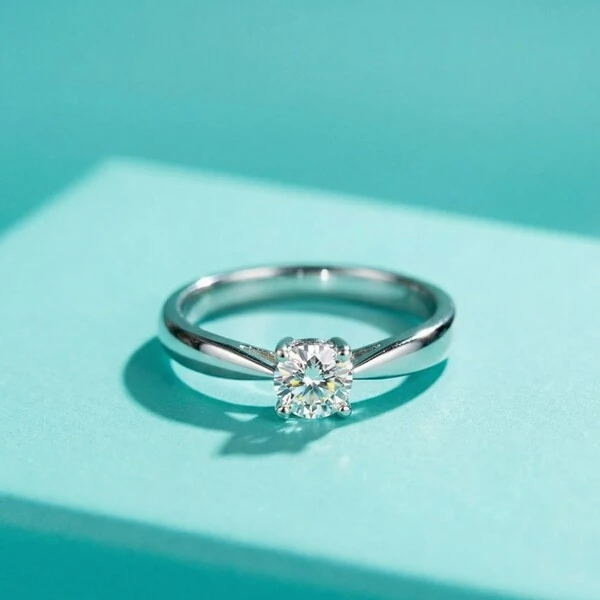 Anel Solitário Moissanite 4 MM Prata 925