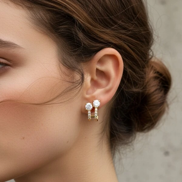 Brinco Duplo Zircônias Banho de Ouro 18 K