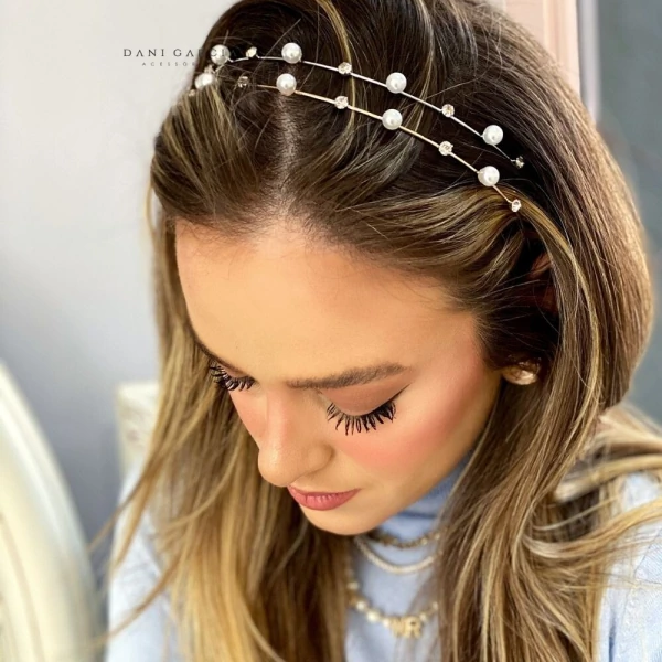 Tiara Pérolas e Cristais