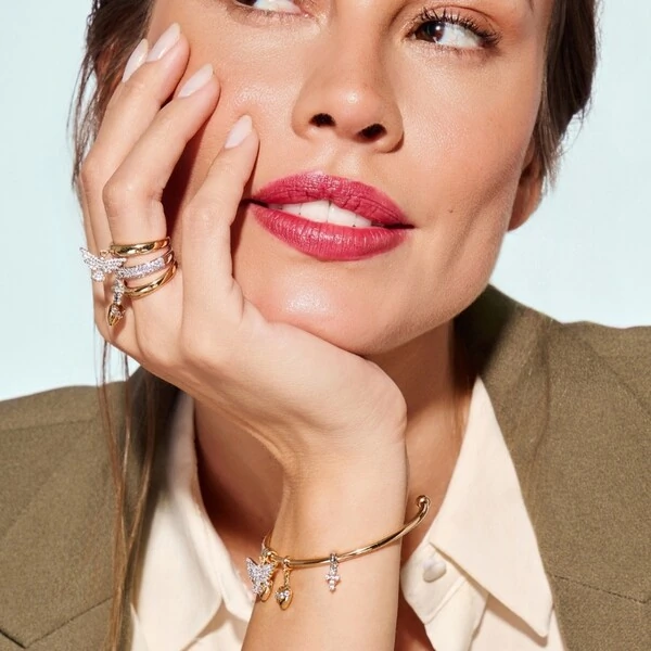 Bracelete Fé Espírito Santo e Sagrado Coração | Banho de Ouro 18k | Ajustável | Zircônias