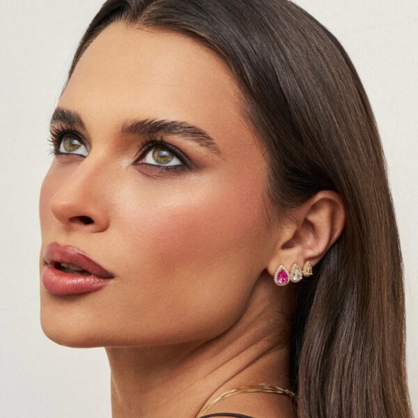 Brinco Gota M Rosa Escuro Banho de Ouro 18 K