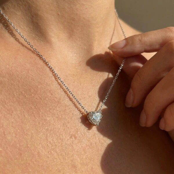 Colar Coração Moissanite Ice Cut 8mm | Prata 925 | 2ct | Corrente Regulável 40–50cm