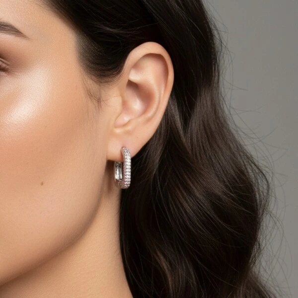 Argola Quadrada Cravejada M Ródio Branco