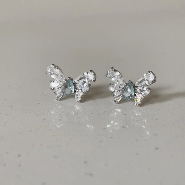 Brinco Borboleta Gota Água Marinha Ródio Branco