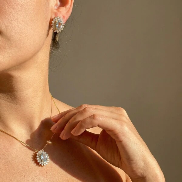 Conjunto Oval Brisa Azul Claro Banho de Ouro 18 K