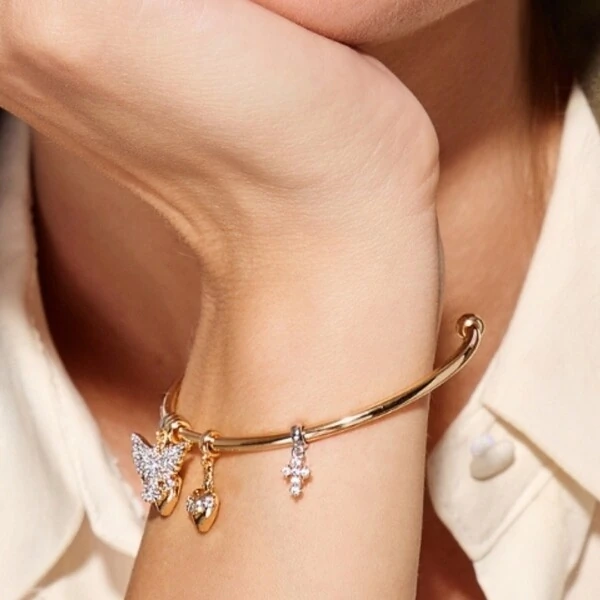 Bracelete Fé Espírito Santo e Sagrado Coração | Banho de Ouro 18k | Ajustável | Zircônias