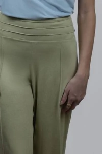Calça Pantalona Sanya Suede