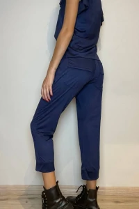 Calça Capri Luca Suede