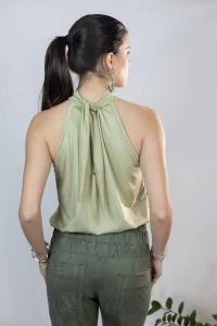 Blusa Neela Suede