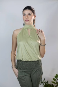 Blusa Neela Suede