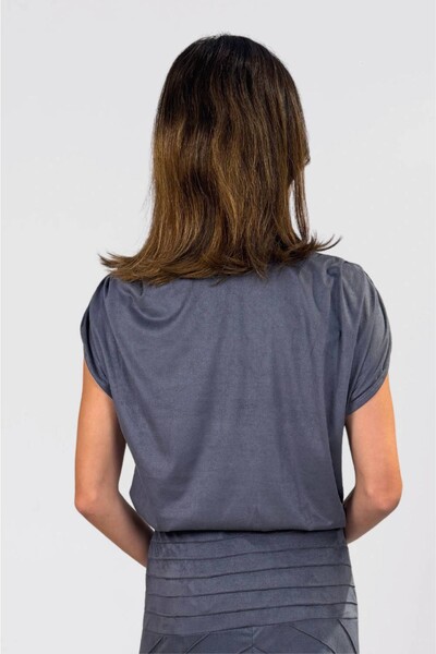 FotoBlusa Emerge Suede