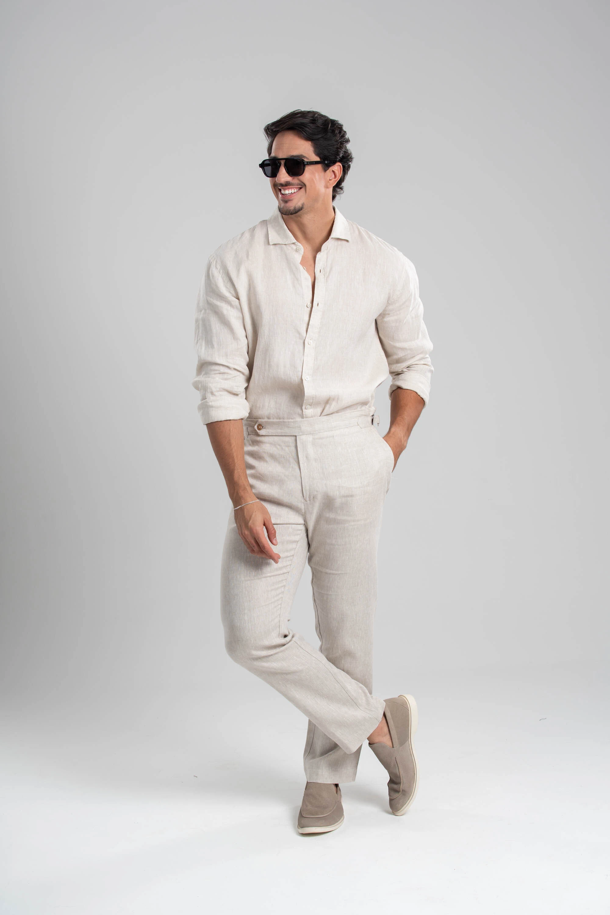 Foto Conjunto Puro Linho Amalfi Calça e Camisa - Natural