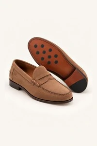 Loafer Heritage Club Camurça Marrom