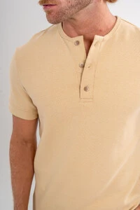 Henley Gold Manga Curta - Linha Essential