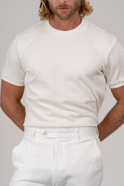Foto Camiseta Rich Textura Gola Média - Linha Rich