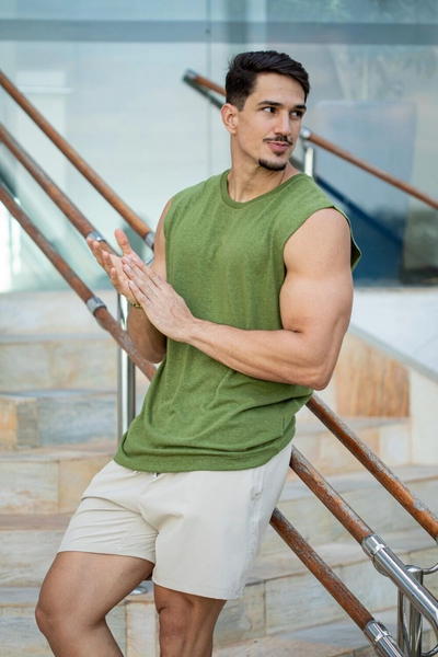 Tipos de regata masculina: Casuais e para treino!