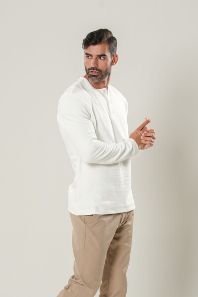 Foto Henley Gold Manga Comprida - Linha Essential