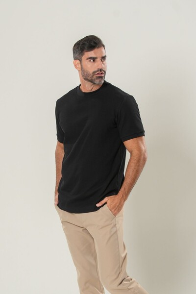 Foto Camiseta Rich Textura Gola Média - Linha Rich