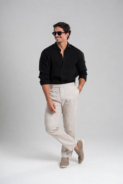 Foto Conjunto Calça Amalfi Linho Natural e Camisa Amalfi Linho Preta