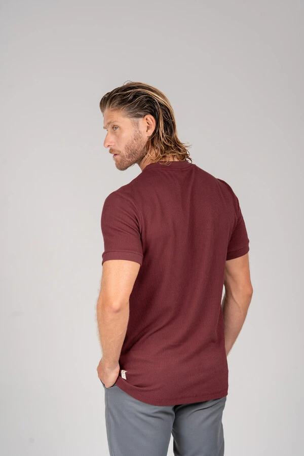 Camiseta Rich Textura Gola Média - Linha Rich