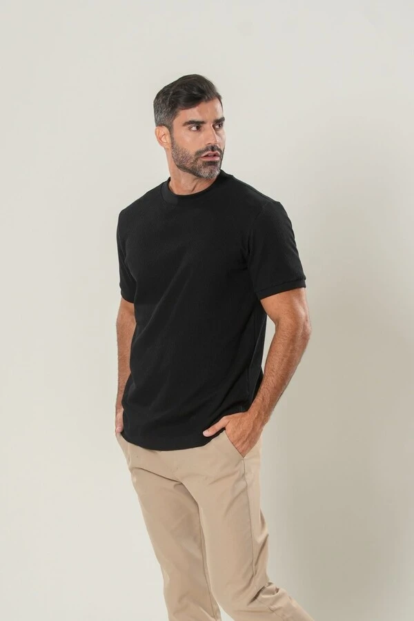 Camiseta Rich Textura Gola Média - Linha Rich