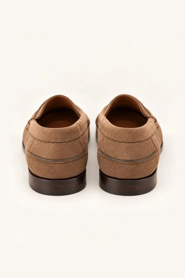 Loafer Heritage Club Camurça Marrom