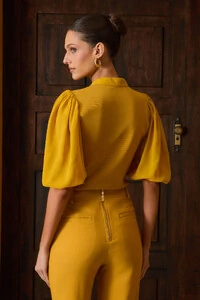 Blusa Manga Botões Decote