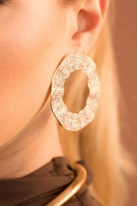 Maxi Brinco Shine Dourado