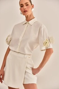 Camisa Vera Tricoline com Bordado