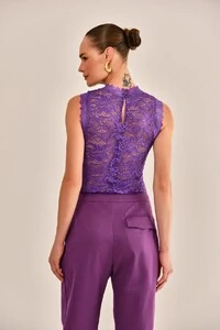 Blusa Algarve em Renda