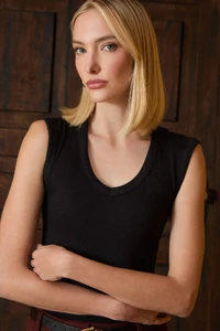 Blusa Ribana Decote V Preta