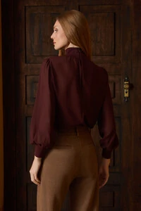 Blusa Gola Alta Mix Tecidos