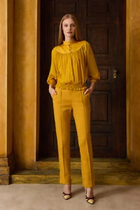 Calça Nervura Bolso Faca