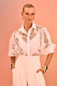 Camisa Oversized Bordada