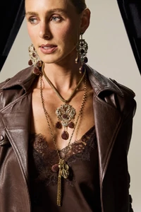 Brinco Maxi Prado Marrom