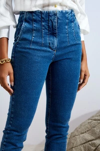 Calça Jeans Pregas