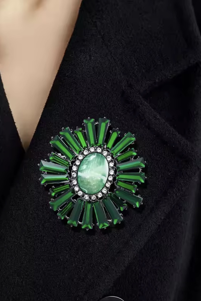 FotoBroche Oval Raios Cristais