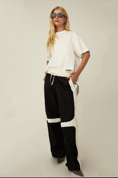 FotoBlusa Mullet Arredondada Off White