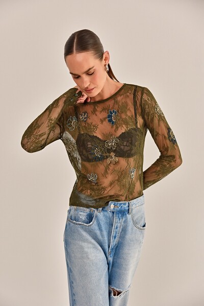 Foto Blusa Cassia Renda e Bordado