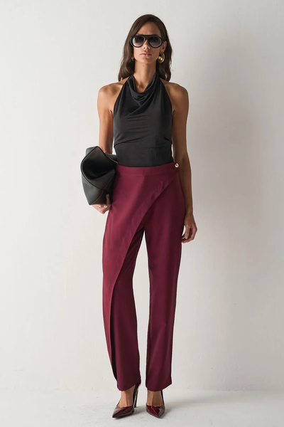 Foto Calça de Alfaiataria Vinho