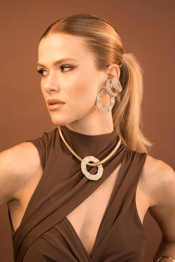 Colar Curto Shine Dourado