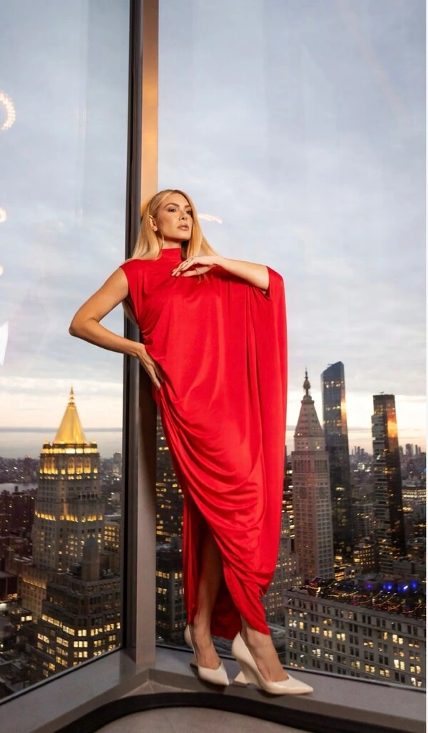 Vestido Assimétrico Vermelho