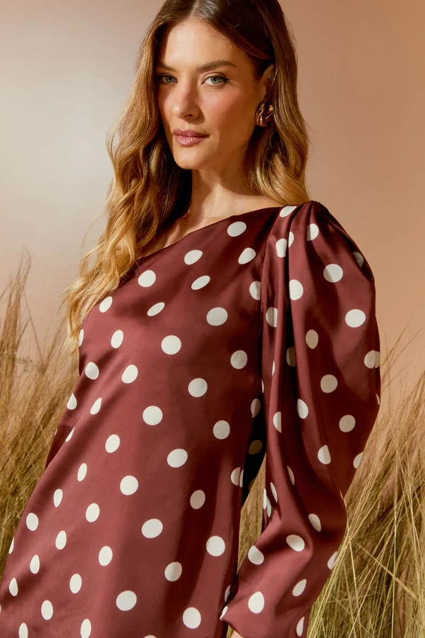 Vestido Curto Ombro Só Poa