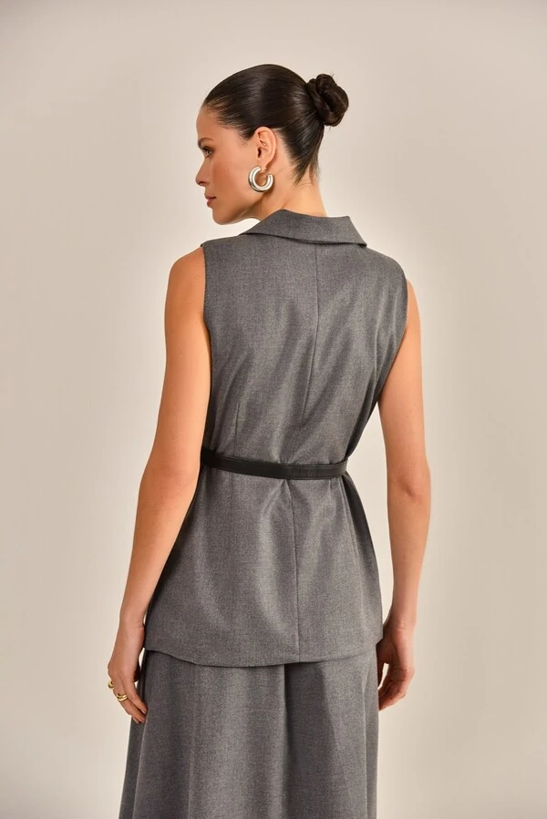 Colete Amanda Alfaiataria