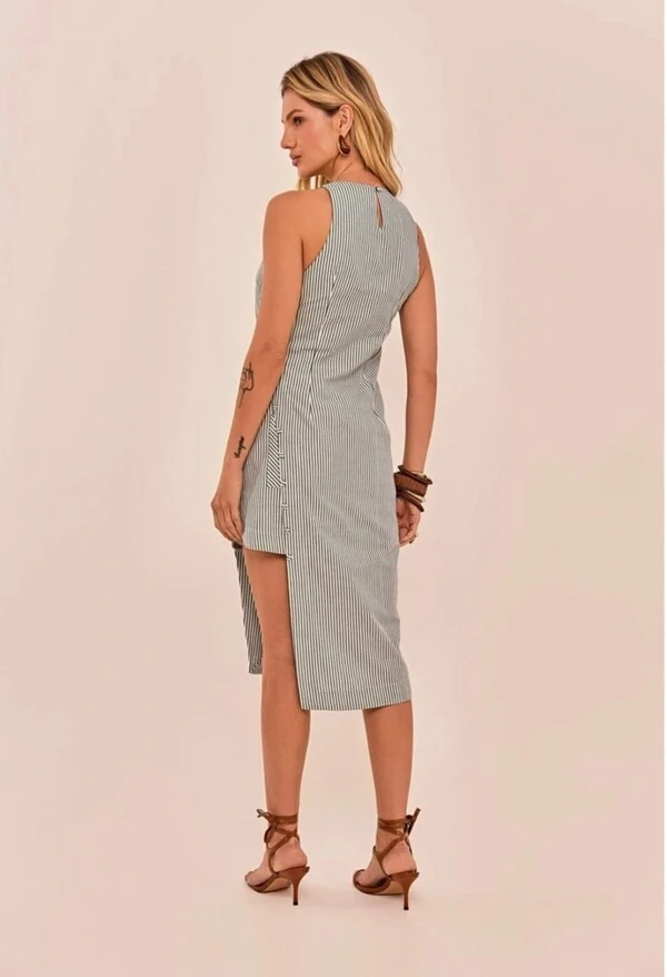 Blusa Pixie Tricoline com Bordado