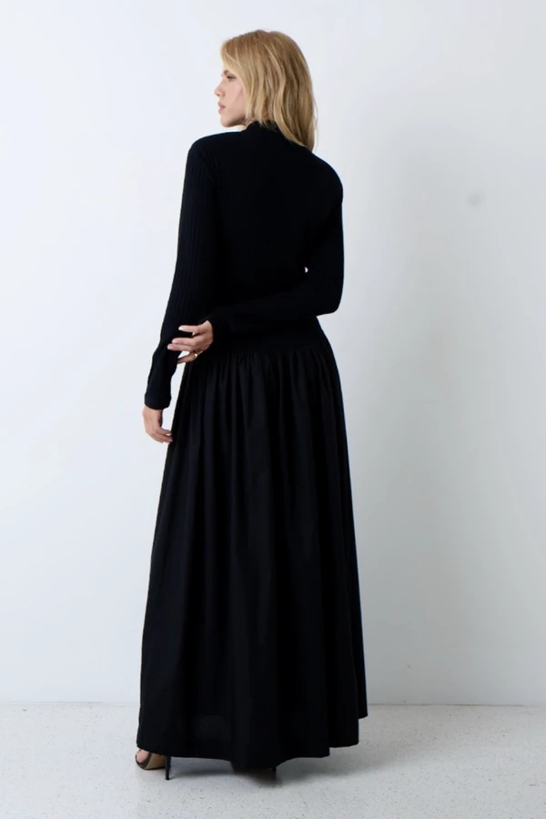 Vestido Longo Malha Canelada Tricoline