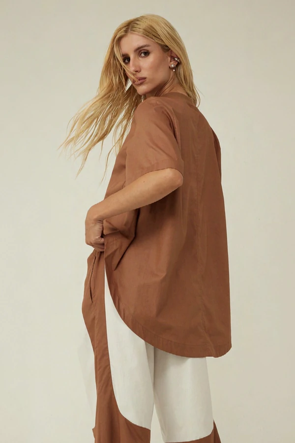 Blusa Mullet Arredondada