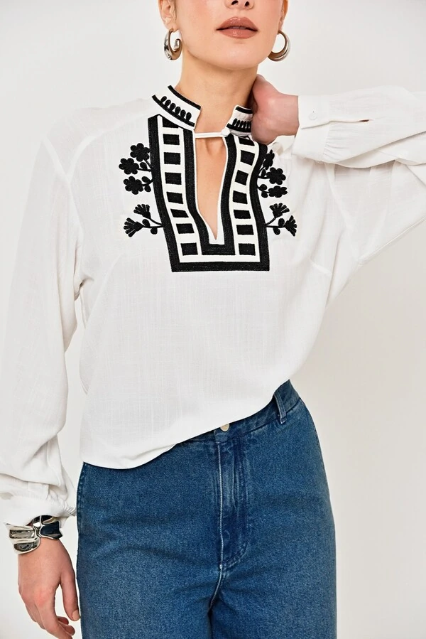 Blusa Maria Liz Viscolinho