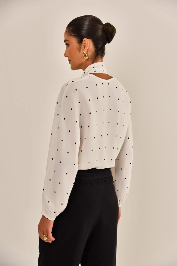 Blusa Barcelona Crepe Poá