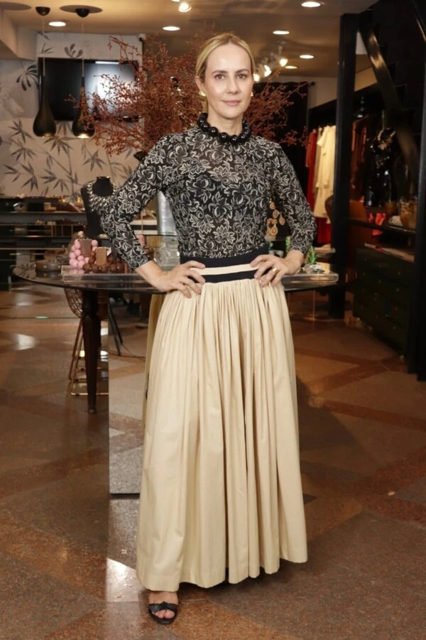 Saia Tricoline Cós Malha Punho